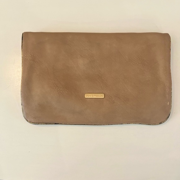 Urban Expressions Tan Clutch Bag - Picture 2 of 7